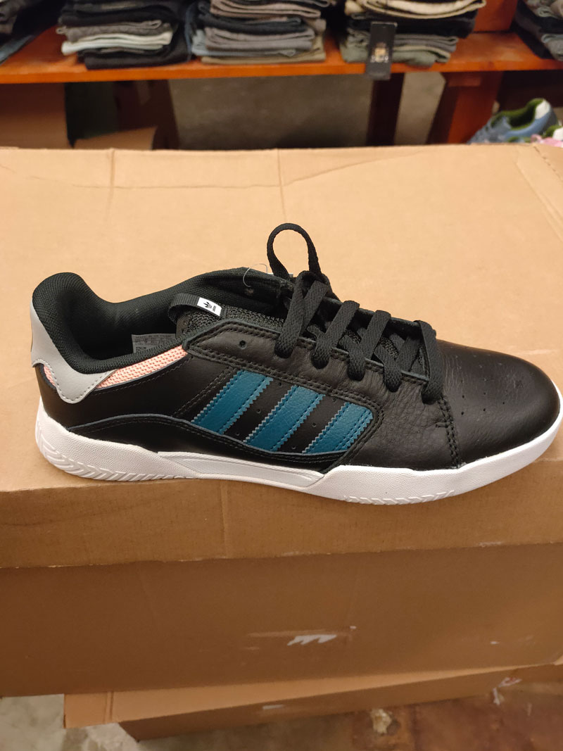 پکیج کتانی چرمی آدیداس Adidas