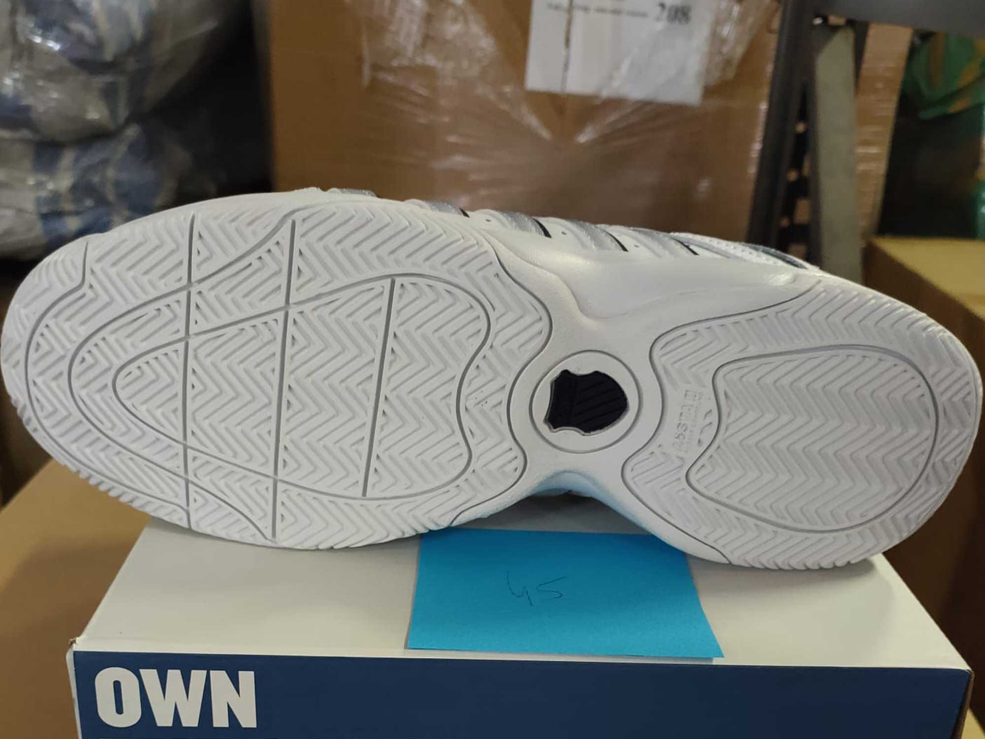 پکیج کفش تنیس کی سوئیس- K-SWISS