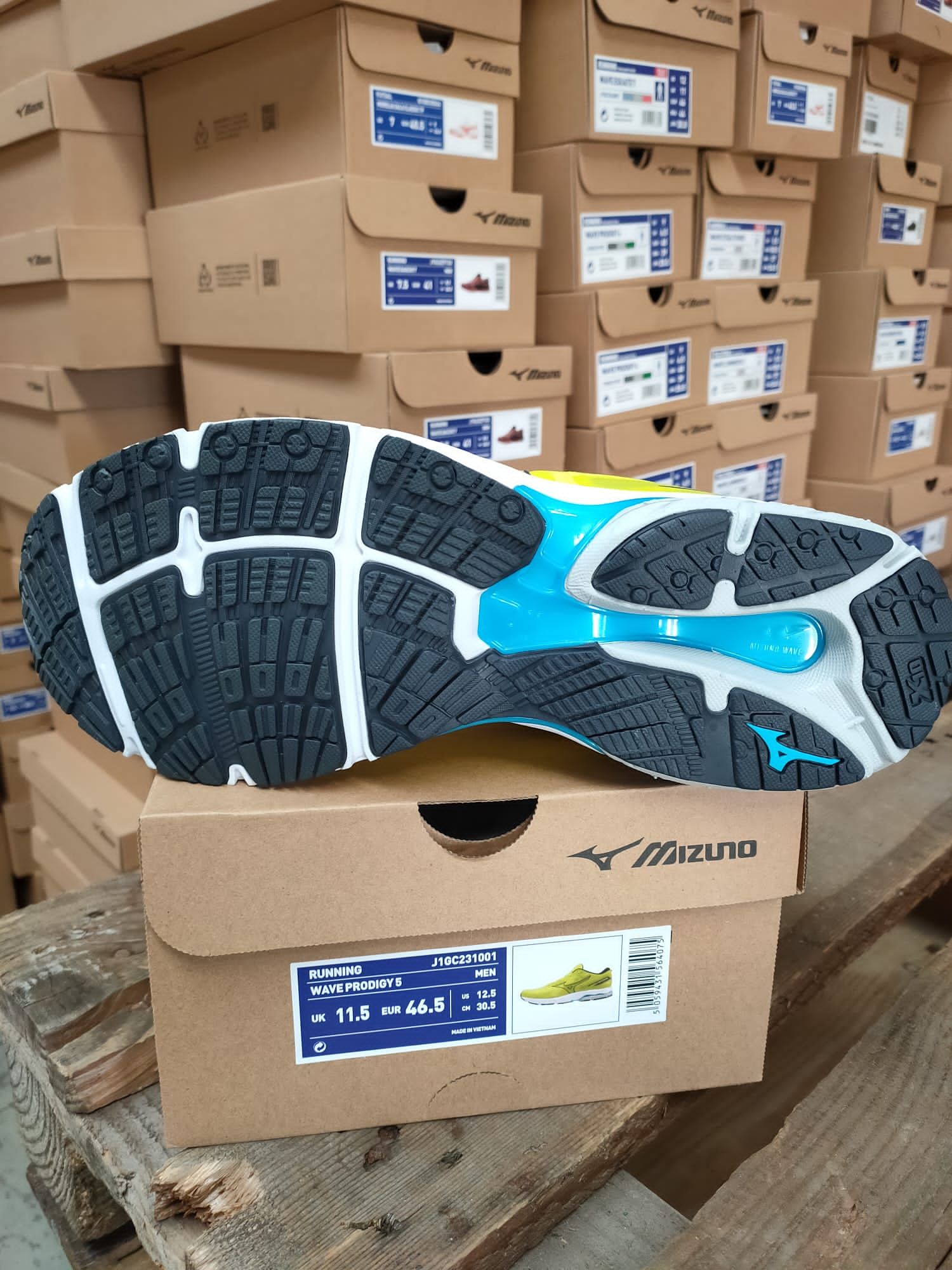 کفش میزانو _ Mizuno