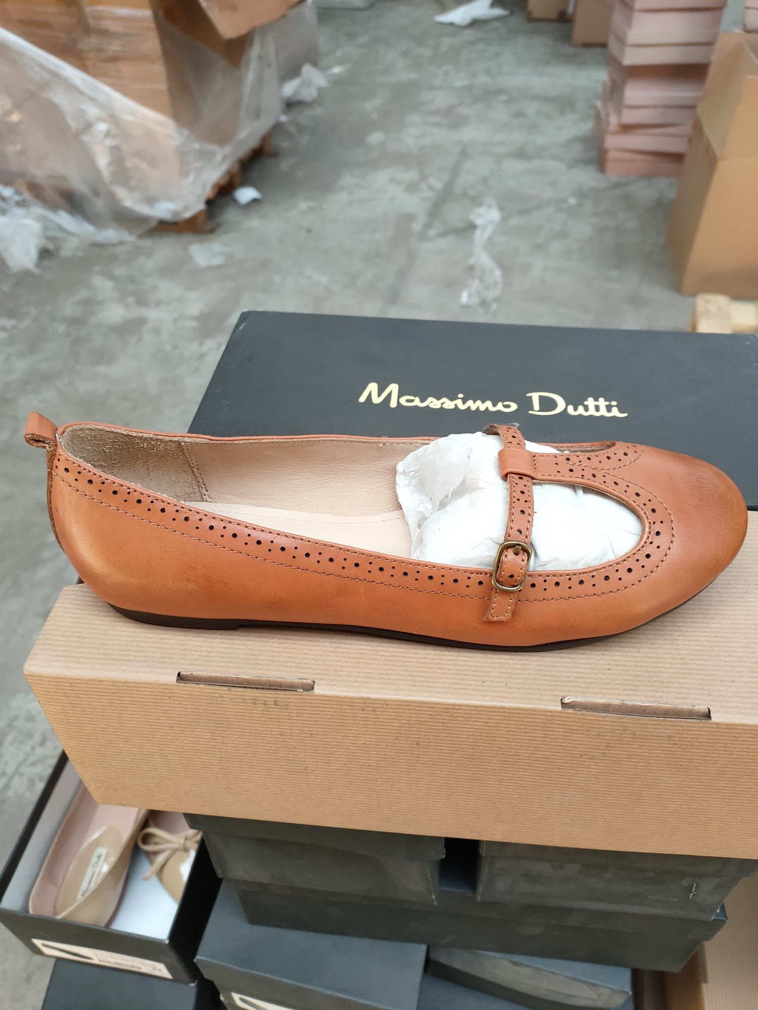 کفش ماسیمو دوتی _ Massimo Dutti