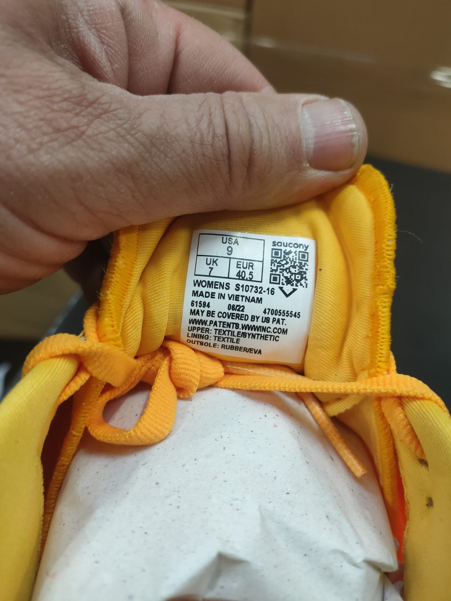 کفش ساکونی  _ saucony s10684